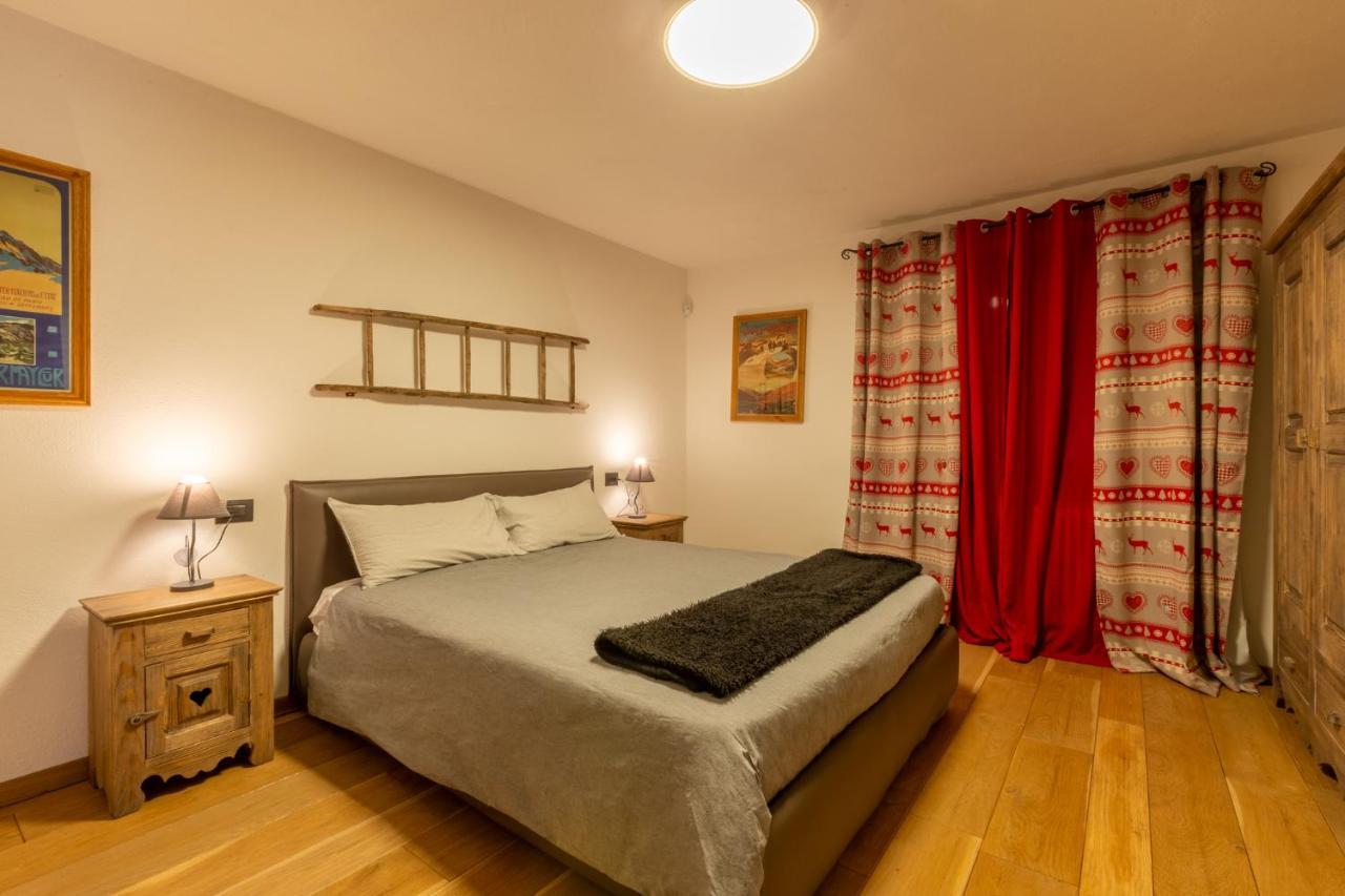Maison La Louche - *